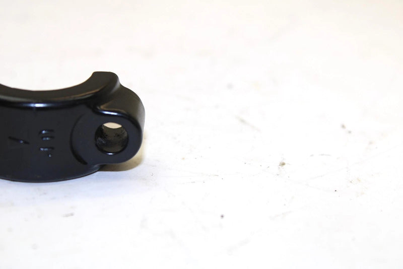 1992 Suzuki King Quad 300 Oem Master Cylinder Clamp 59671-36500 AS19