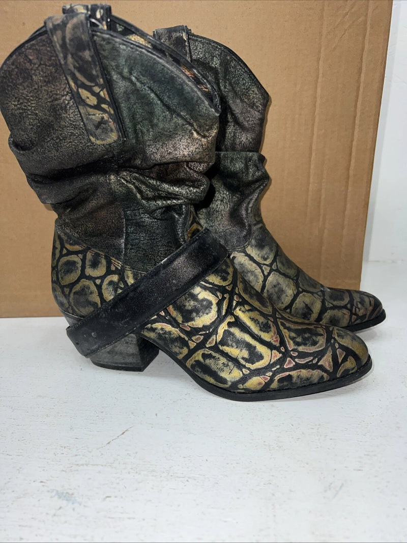 New Women’s Metallic Short Kenny Rodger’s Cowboy Boots.  6.5 6 1/2 M. 19-105