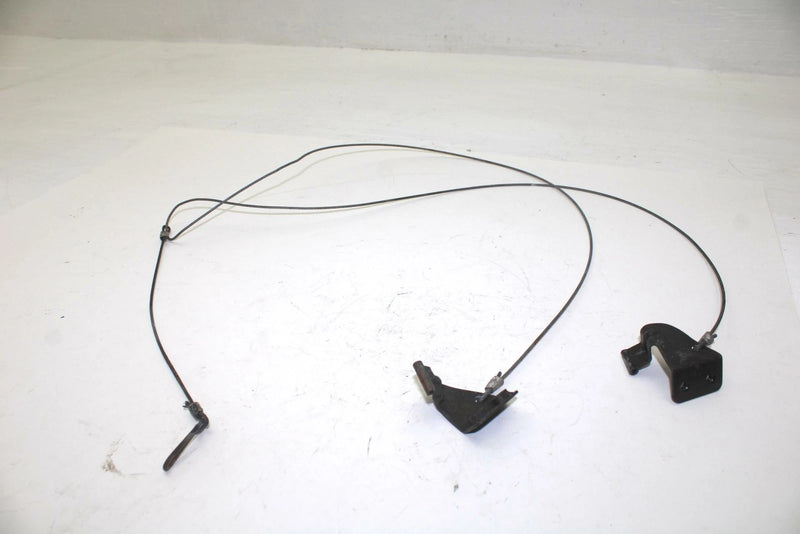 87 Yamaha Exciter EX570L OEM Hood Stop Guide 82M-77118-00-00 SY51