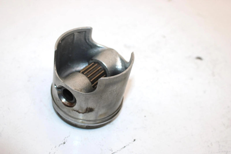 95 Polaris Lite Oem Piston (STD) 3085840 SP4