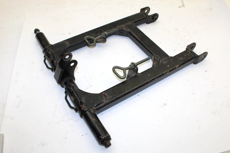 2000 Yamaha Mountain Max 700 Oem Front Torque Pivot Arm 8ED-47331-00-00 SY90
