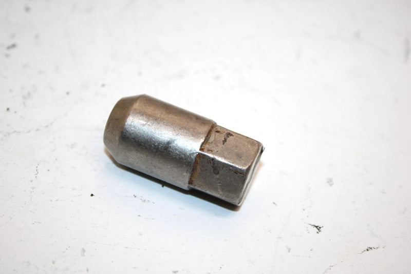 08 Polaris Ranger 700 4x4 Efi Oem Lug Nut 7547309 Q5070