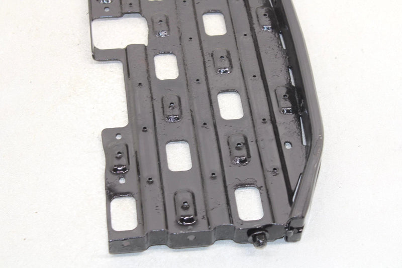 96 Polaris Sportsman 4x4 Oem Right Foot Rest 1040351-067 AP122