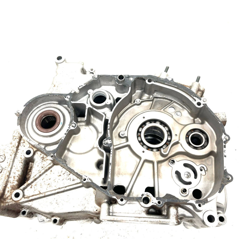 2002 Arctic Cat 375 2x4 Automatic OEM Crankcase 3402-580 AA41