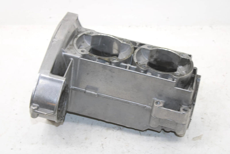 1987 Yamaha Phazer Oem Crankcase 8V0-15100-01-00 SY64