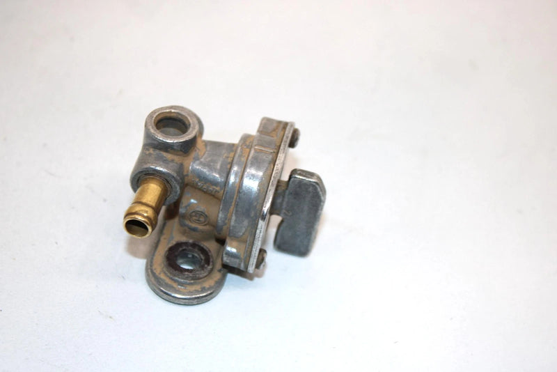 98 Yamaha  Warrior 350 Oem Fuel Cock Assy 21V-24500-10-00 21V-24500-20-00 AYS