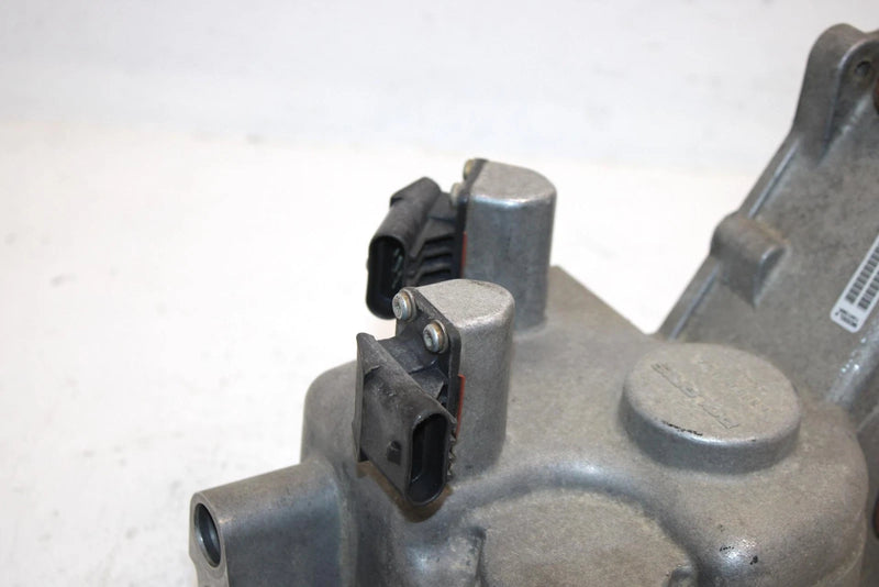 2001 Polaris Magnum 325 Oem Main Transmission Half W/Sensors 3233902 AP98