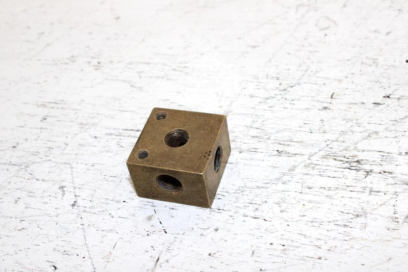 1997 Polaris Sport 400l Oem Brake Tee Fitting 7052103 AP214