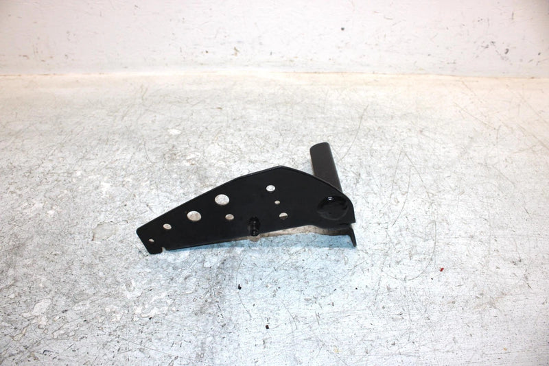 2006 Polaris Sportsman 500 Oem Tail gate Mount Bracket Set 1014250-067 AP186