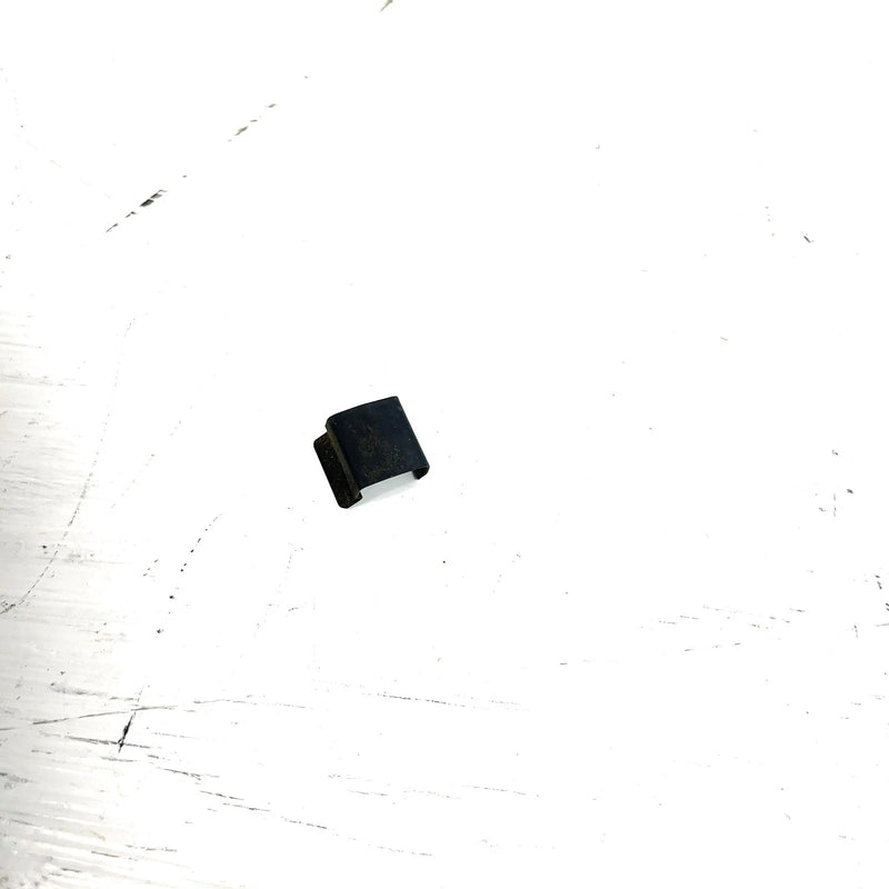 94-96 Polaris XCR  440 OEM Airbox Clip 7670055 Q2985