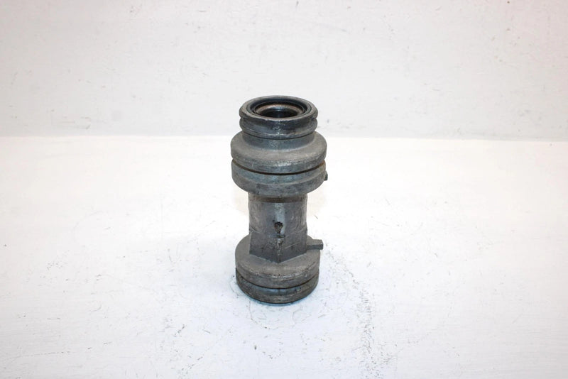 2009 Polaris Trail Boss 330 Oem Rear Axle Housing 5134460 AP181