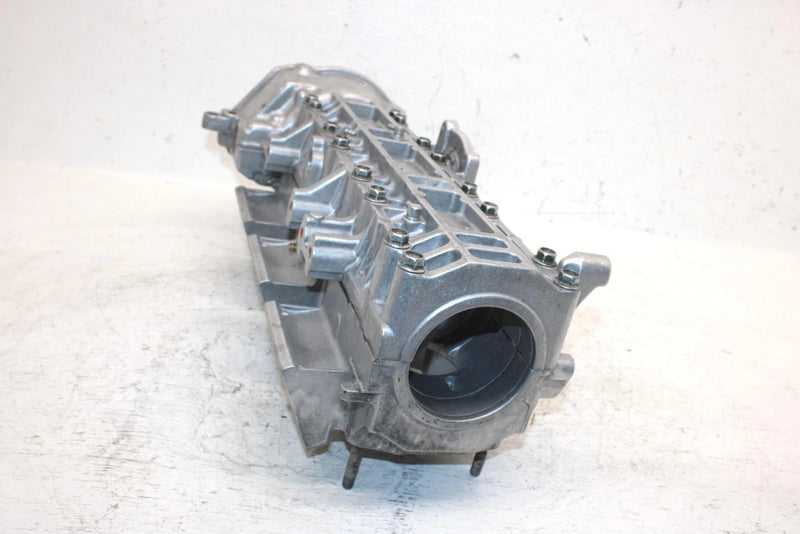 1997 Yamaha Vmax Sx 700 Triple Oem Crankcase  8CH-15100-03-00 SY10