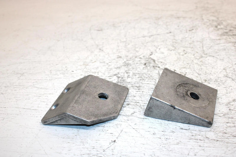 95 Arctic Cat Pantera Oem Right Rear/Right Front Mount Bracket 0608-096 SA17