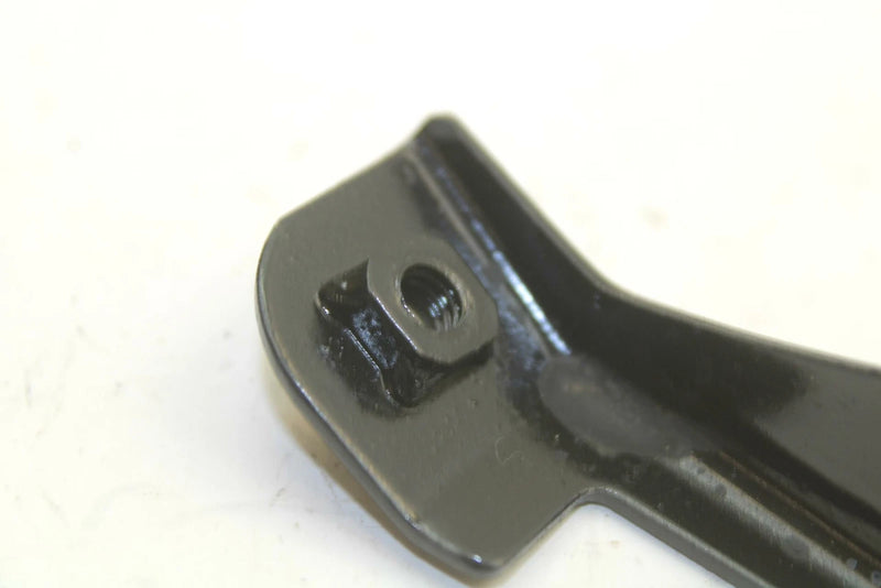 Yamaha OEM Right Hood Bracket 82m-2196g-00-00 SY50