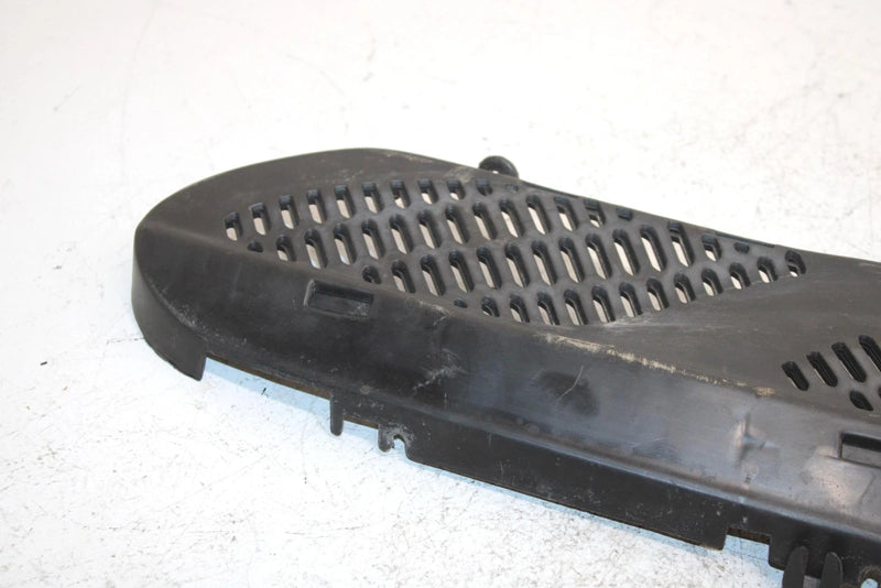 02 Ski-doo Grand Touring 500 Oem Intermediate Grill Set 517302031 SS24
