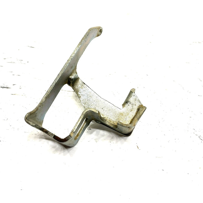 98-01 Arctic Cat 300 4X4 OEM Shift Cable Bracket 3430-029 AA15