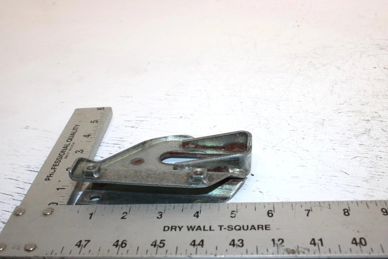 1989 Yamaha Inviter Oem Right Tensioner Bracket 8L8-47413-00-00 SY17