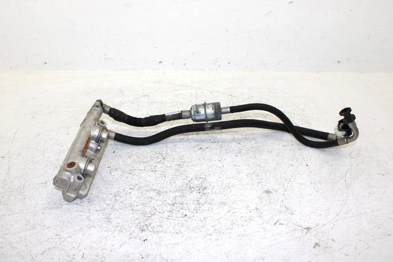 2013 Polaris 600 Rush Pro R Oem Fuel Rail Assembly 2521143 SP29