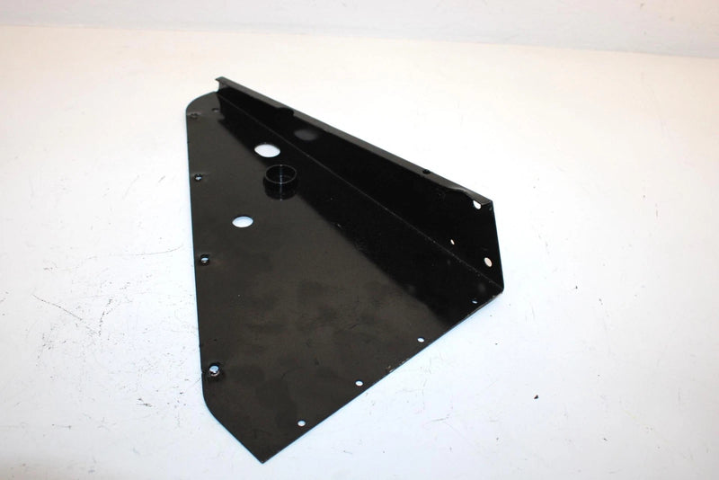 96 Arctic Cat Puma Deluxe Oem Right Backing Plate Vent 0616-774 SA70