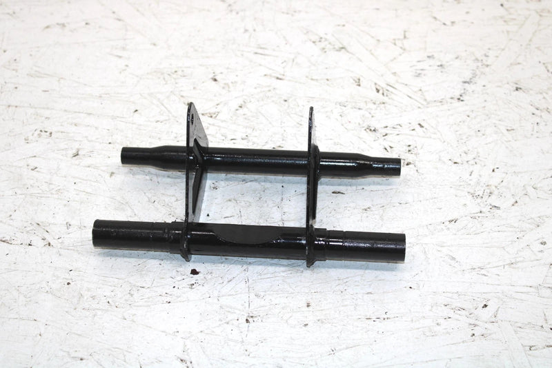 1992 Yamaha Exciter Ii Le Oem Front Shock Pivot Bracket 8U7-47418-00-00 SY126