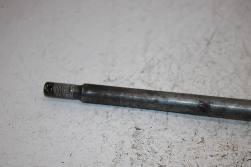 1985 Honda Atc125ma Oem Front Wheel Axle 44301-943-000 AH44