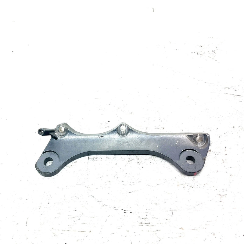 95 Yamaha WaveVenture 700 OEM Right Engine Mount Bracket 6R7-21425-01-00 JY31