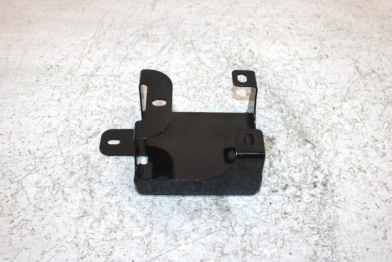 2006 John Deere  Buck 650 Oem Fuel Tank Bracket 709000039 AJ0