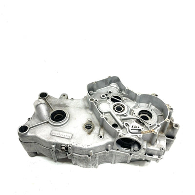 87-93 Suzuki Quadrunner 4WD LT4WD OEM Crankcase 11301-19862 AS40