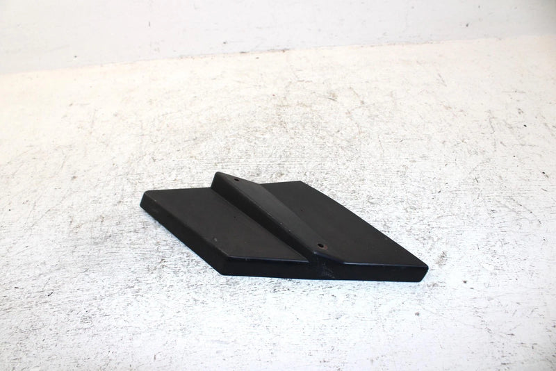 1991 Yamaha Exciter Ii 570 Liquid Oem Front Plate 2 88R-77186-00-00 SY24
