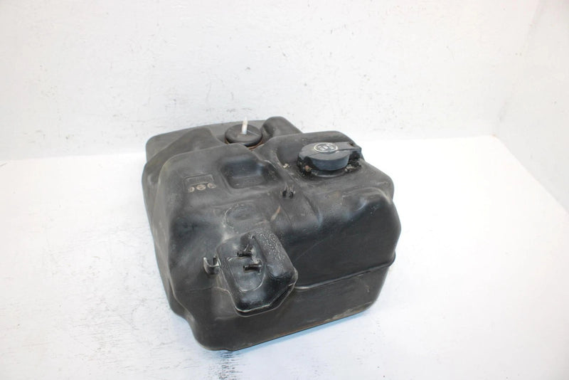 1988 Yamaha Phazer Oem Fuel Gas Tank 86M-243385-00-00 8V0-24111-03-00 SY26