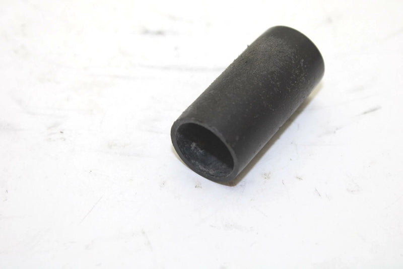 96 Ski-Doo Touring E LT OEM Wheel Support Axle Outer Spacer Pair 572048300 SS62