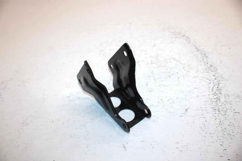 1985 Honda Atc 110a All Terrain Oem Front Engine Mount Hanger 50121-943-680 AH58