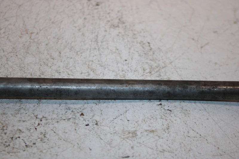 1985 Honda Atc125ma Oem Front Wheel Axle 44301-943-000 AH44