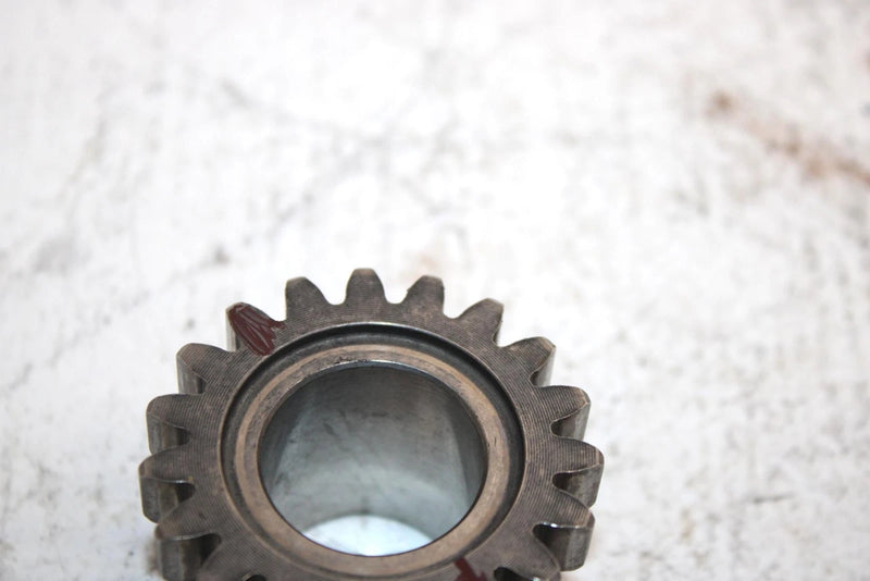 2004 Honda Fourtrax Rincon Oem 19T First Mainshaft Gear 23401-HN8-000 AH2