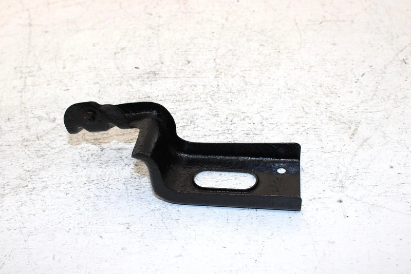 1987 Yamaha Exciter 570 L/c Oem Front OIl Tank Bracket 82M-2193E-00-00 SY18