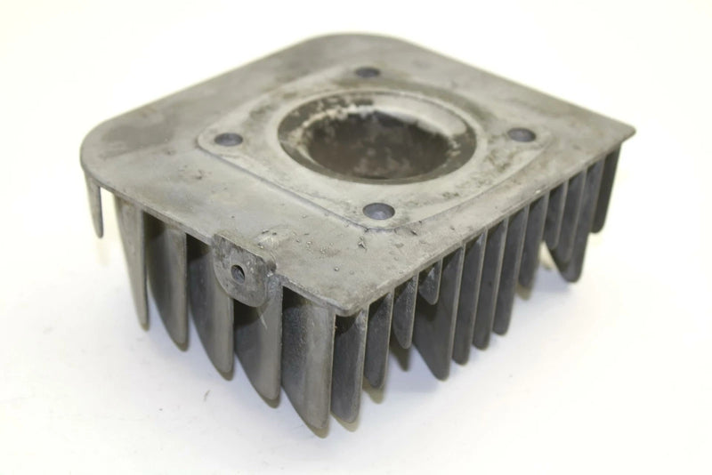 Yamaha OEM Engine Motor Left Cylinder Head 8g8-11111-00-00 SY45