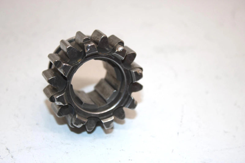 03 Bombardier Quest 650 Oem 16T Countershaft Gear 711220976 420220977 AB1.1