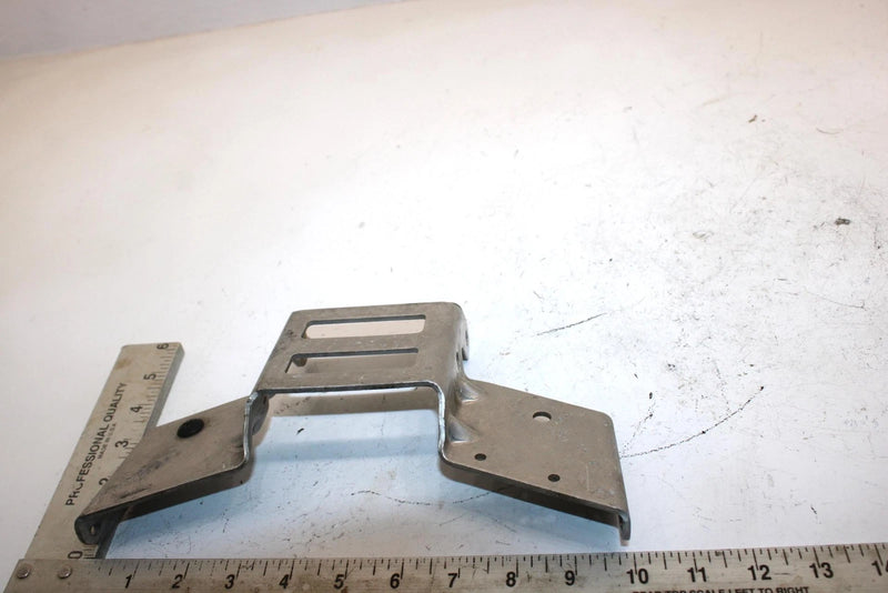 09 Polaris Switchback 600 Oem Hinge Support Bracket 1017254 SP4