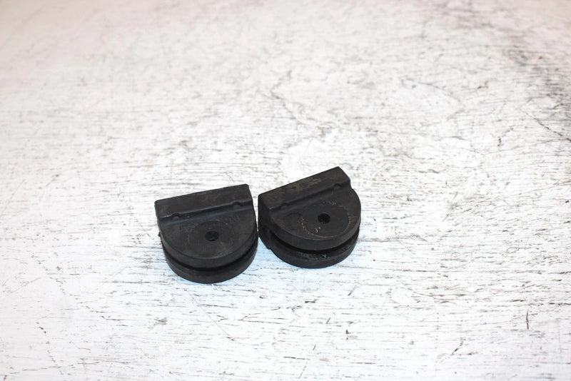 2002 Ski-doo Mxz 700 Oem RTA Stopper Bumper Pair 503189400 SS20