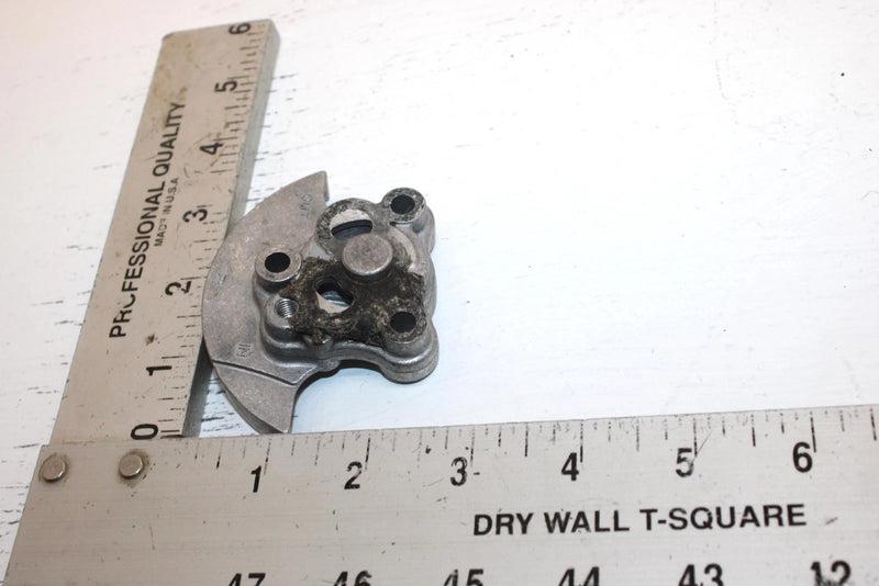 1986 Yamaha  Moto 4 Oem Oil Pump Case 21V-13300-00-00 AY7