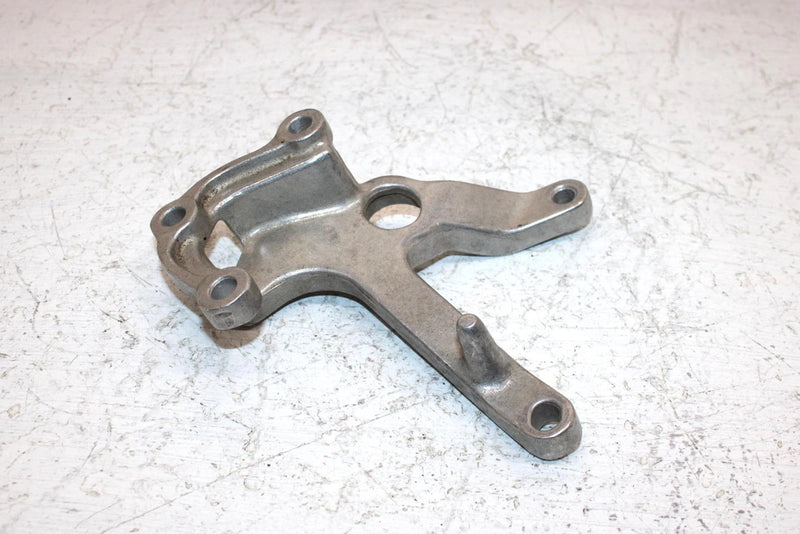 2004 Yamaha  Bruin 350 Oem Gear Shifter Mount Bracket 5ND-F1585-01-00 AY24