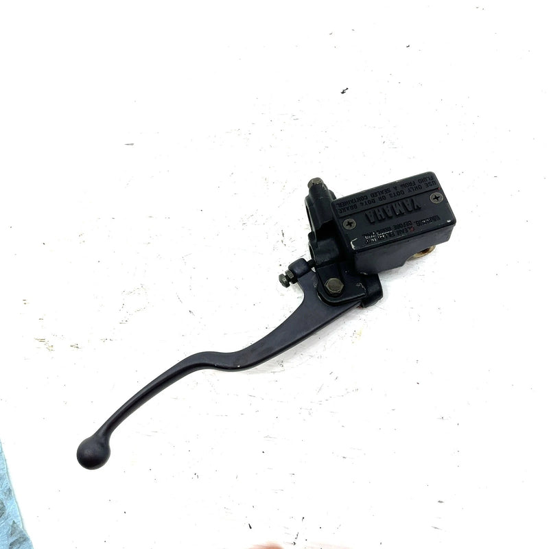 1996 Yamaha Warrior 350 OEM Front Brake Master Cylinder 2GU-25870-10-00 AY60