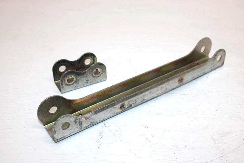 2002 Ski-doo Mxz 500 Oem Radius Rod Mount Set 505070010 505070011 SS16