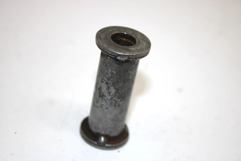 84 Honda Fourtrax 200 Trx200 AOem Engine Mount Spacer (Short) 50250-958-680 AH33