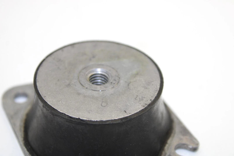 2008 Ski-doo Mxz 800r Oem Rubber Engine Mount 512060729 Q3802
