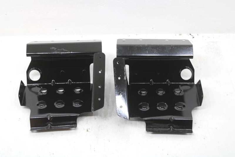 1985 Yamaha Enticer 340 Oem Foot Rest Set 8Y2-21910-01-00 SY132