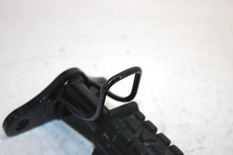 1986 Yamaha  Badger Yfm80s Oem Right Foot Peg 55X-27421-01-00 AY8