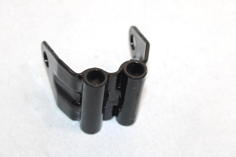 96 Kawasaki Bayou 400 4x4 Oem Diff Mounting Bracket 11047-1571 AK11