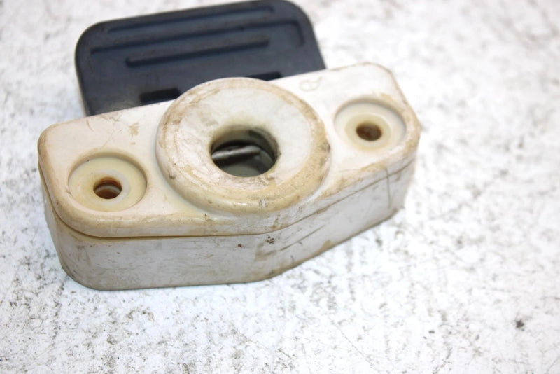 1997 Yamaha 1100 Triple Waveventure Oem Seat Latch GJ3-63850-01-00 JY24