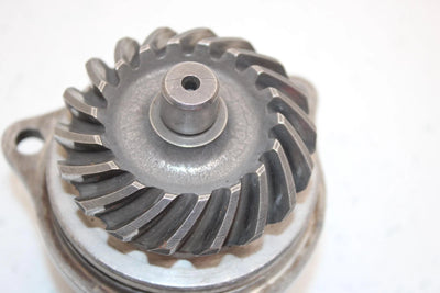 84 Honda Trx200a Oem Middle Drive Bearing Housing 21371-969-000 Q6193